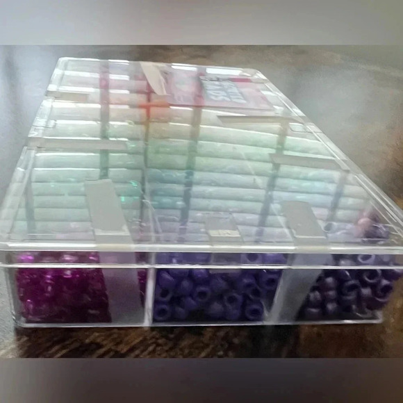 Greene Plastics Corporation | assorted beads set - Picture 4 of 10